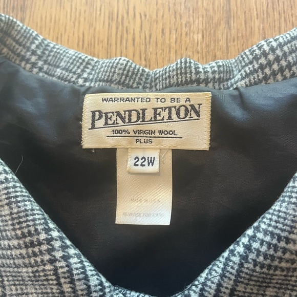 Pendleton Vintage Classic Black White Jacket Size 22W *READ* Pleated Shoulders - Picture 11 of 12